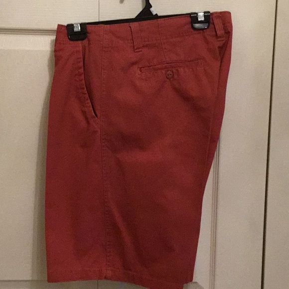 Iron Co. brick red shorts. Size 36 - Picture 2 of 6